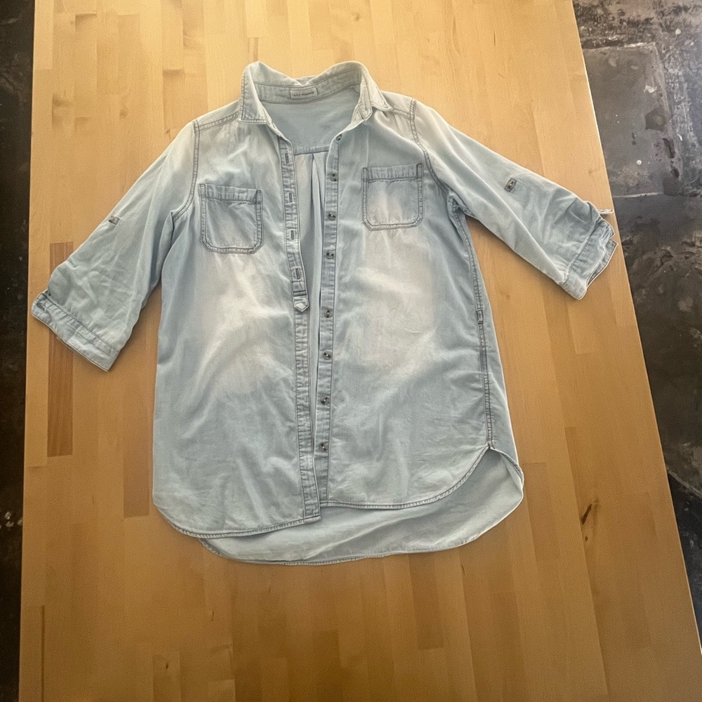 AVV Standard Light Blue Denim Shirt Size L